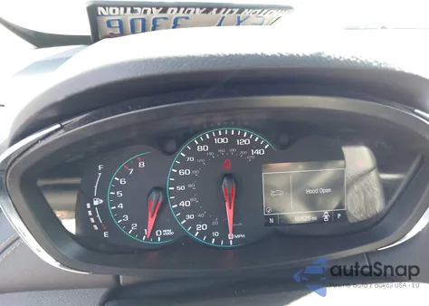 2019 Chevrolet Trax 1Lt из США, поврежденный, VIN 3GNCJLSB2KL235460